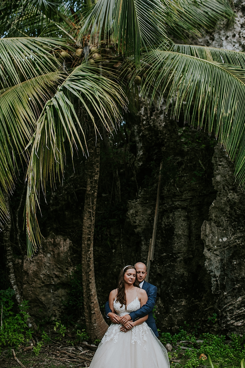 tropical wedding portraits in the bahamas