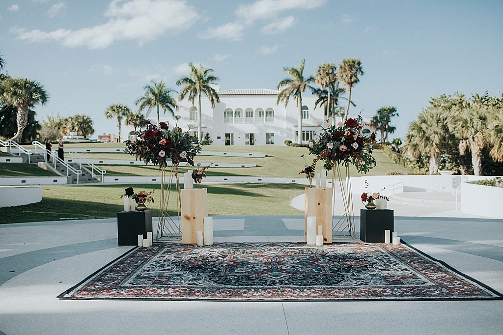 modern mansion wedding